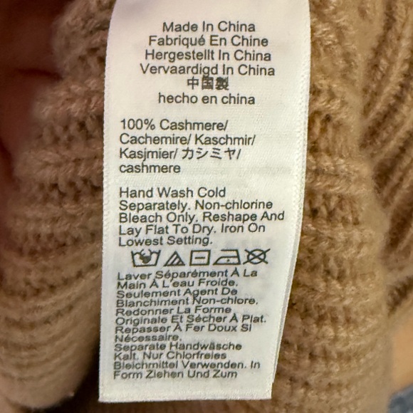 J Crew Cropped Cable Mockneck Cashmere (Camel) - Rare and Perfect Condition! 🩷 - Picture 7 of 9